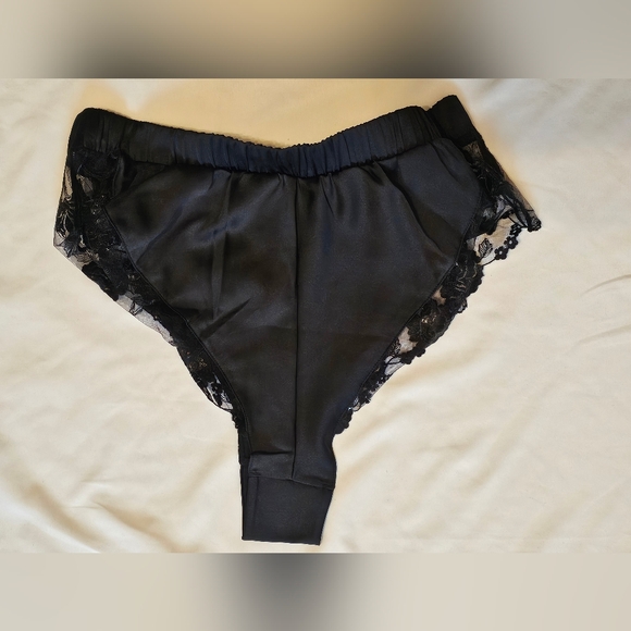 Honey Birdette Sold Out Whitney Black Cami And Briefs Set- Medium- NWT - Picture 14 of 14